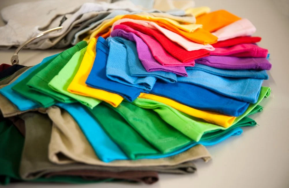 สีเสื้อมงคลทั้ง 7 วัน