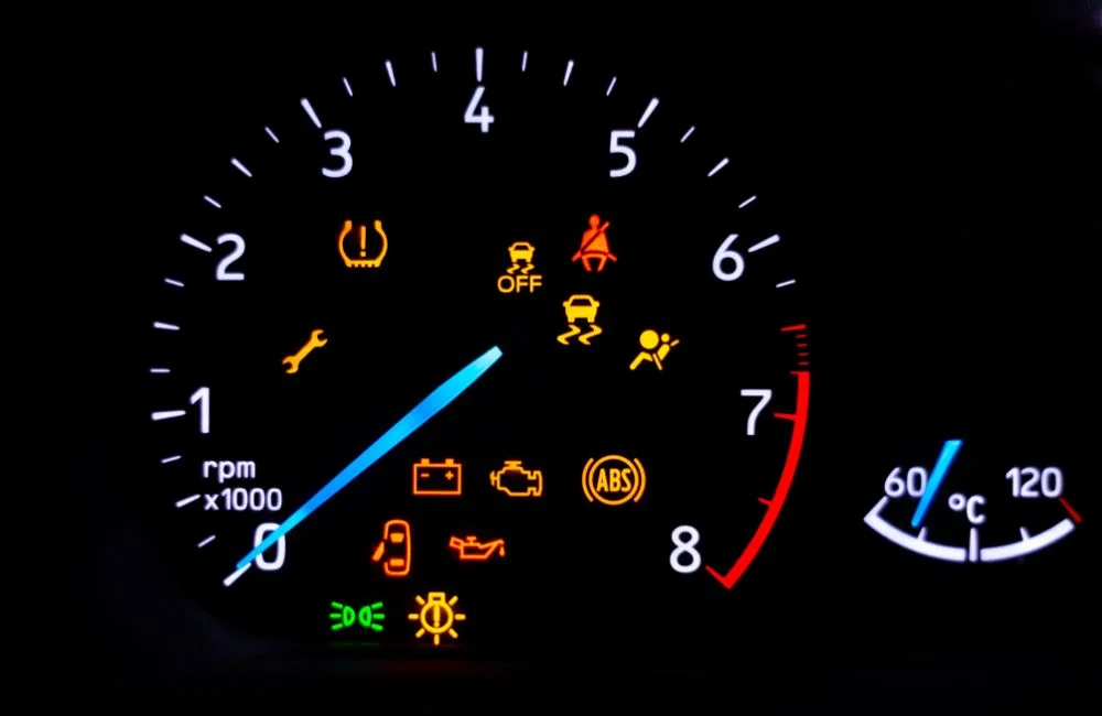 แผงหน้าปัดรถยนต์