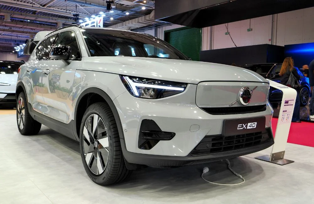 Volvo EX40