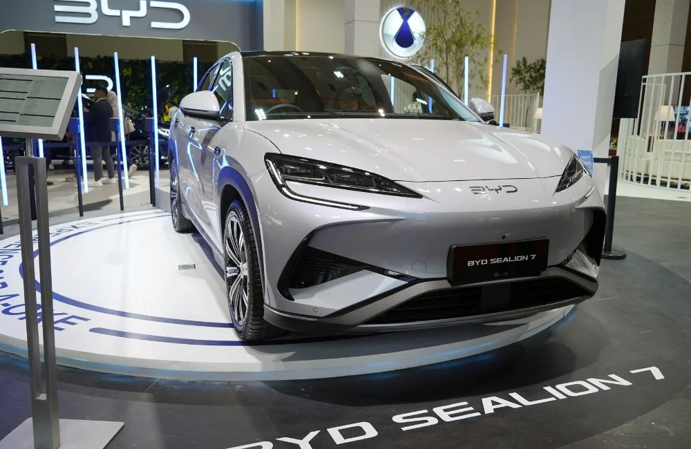 BYD Sealion 7