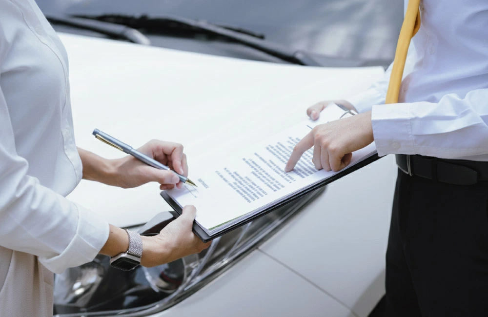 ค่าสินไหมทดแทนรถชน ต้องรู้สิทธิ์อะไรบ้าง?